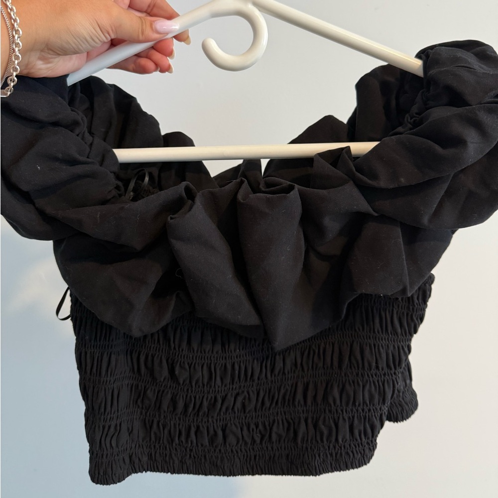 Dynamite Black Ruffled Crop Top - Picture 3 of 4